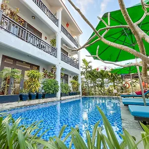 Trendy Life Hotel